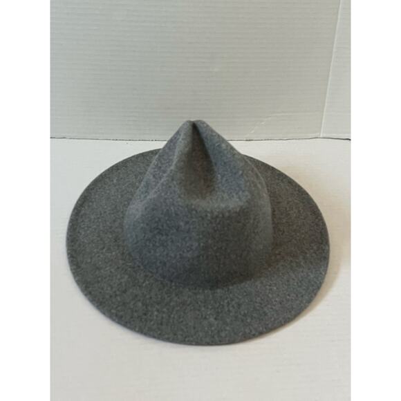 Women's Universal Thread Grey Felt Fall Hat 13 inches by 12 Inches - Picture 2 of 6